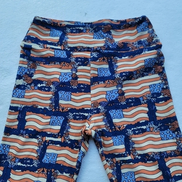 LuLaRoe OS Leggings USA AMERICA BLACK Military LE Flag STAR Patriotic Stretch - Picture 8 of 10